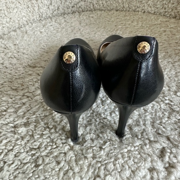 MICHAEL Michael Kors Black Stiletto Heels - Picture 4 of 8